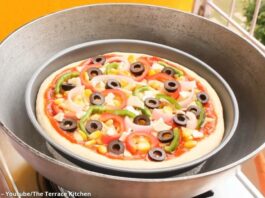 પીઝા - pizza banavani rit - pizza recipe - પીઝા બનાવવાની રીત - pizza recipe in gujarati - pizza in gujarati - pizza banane rit - પીઝા બનાવવાની રેસીપી - pizza banavani rit gujarati ma - pizza banavani recipe