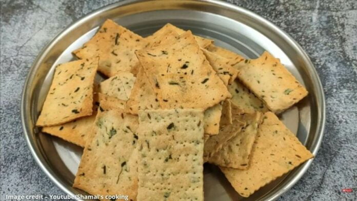 મેથી જીરા બિસ્કીટ બનાવવાની રીત - methi jeera biscuit banavani rit - methi jeera biscuit recipe in gujarati