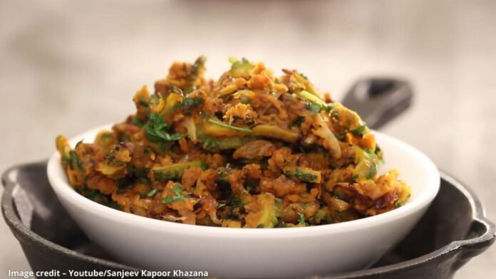 બેસન કરેલા નું શાક બનાવવાની રીત - besan karela nu shaak banavani rit - besan karela nu shaak recipe in Gujarati