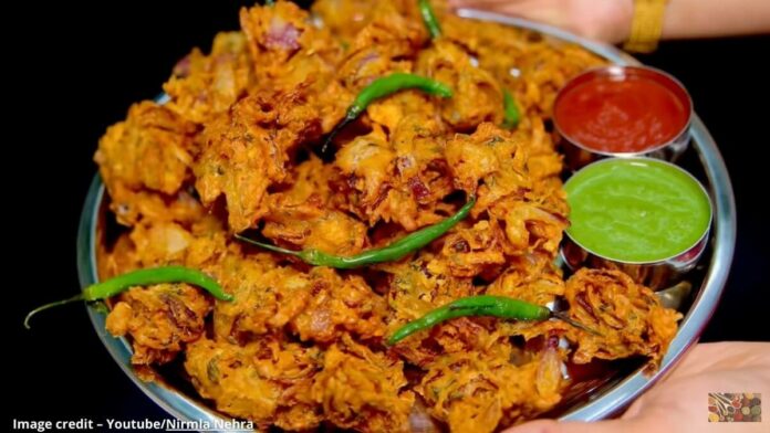 કાંદા ના ભજીયા બનાવવાની રીત - kanda na bhajiya banavani rit - kanda na bhajiya gujarati - kanda na bhajiya ni recipe - Easy kanda na bhajiya recipe in gujarati