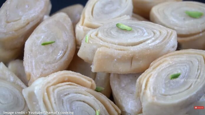 ખાજા બનાવવાની રીત - Khaja banavani rit - Khaja recipe in gujarati