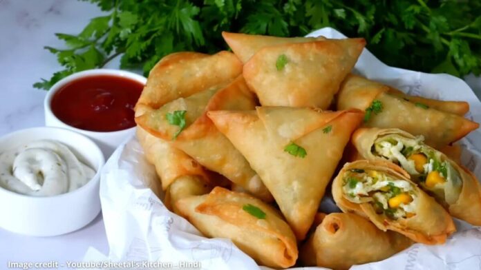 ચીઝ પનીર સમોસા - Cheese paneer samosa - ચીઝ પનીર સમોસા બનાવવાની રીત - Cheese paneer samosa banavani rit - Cheese paneer samosa recipe in gujarati