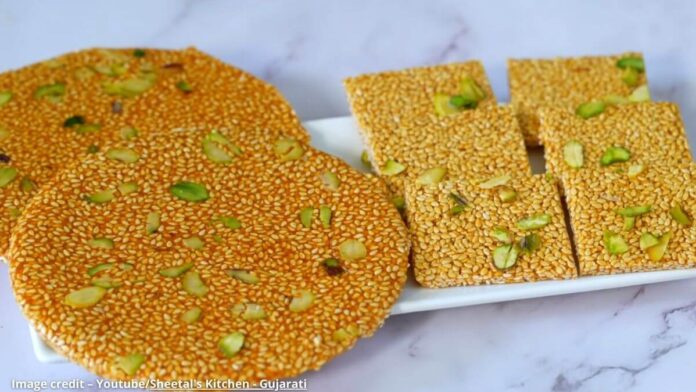 Tak sakri - તલ સાકરી - તલ સાકરી બનાવવાની રીત - tal sakri banavani rit - tal sakri recipe - tal sakri recipe in gujarati