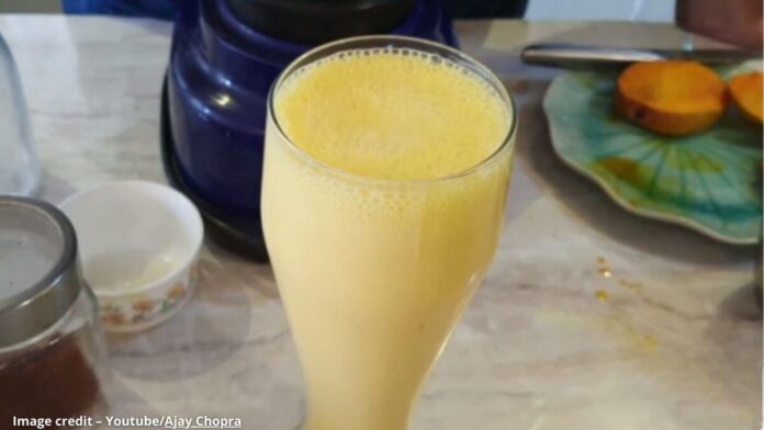 મેંગો લસ્સી બનાવવાની રીત - mango lassi - mango lassi banavani rit - mango lassi recipe in gujarati