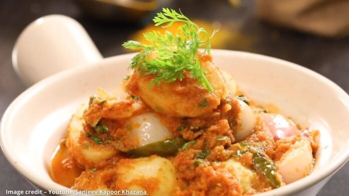 ડુંગળી બટાકા નું શાક - Dungri batata nu shak - ડુંગળી બટાકા નું શાક બનાવવાની રીત - Dungri batata nu shak banavani rit - Dungri batata nu shak recipe in gujarati