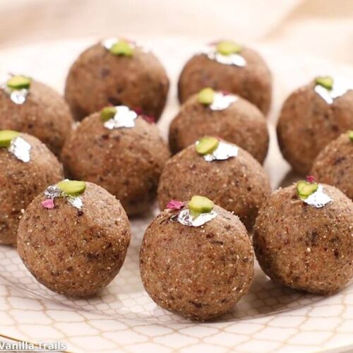 મખાના ખજૂર લાડુ - Makhana khajur ladoo - મખાના ખજૂર લાડુ ની રેસીપી - sMakhana khajur ladoo ni recipe