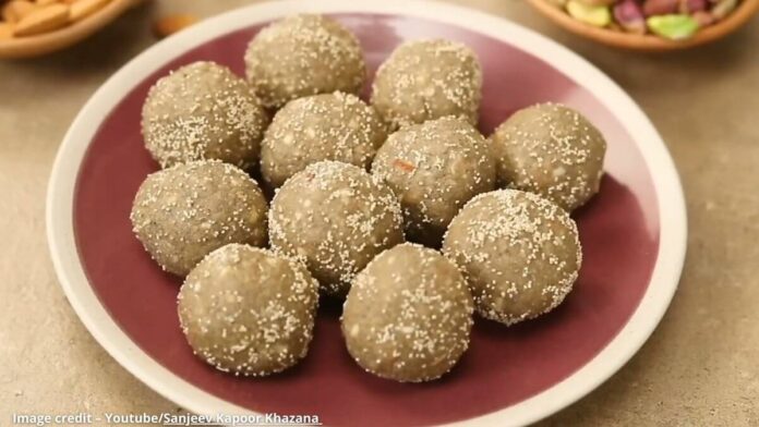 bajri na ladoo - બાજરી ના લાડુ