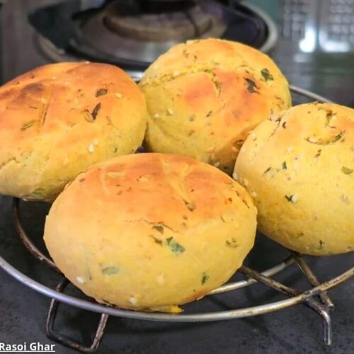 Aloo stuffed bati - આલું સ્ટફ્ડ બાટી