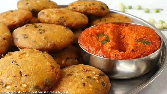 Lili tuver na vada ane chatni - લીલી તુવેર ના વડા અને ચટણી