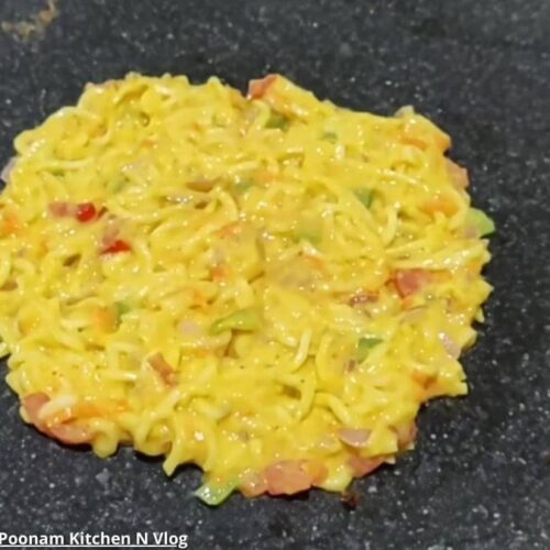Besan ane maggi na pen cake - બેસન અને મેગી ના પેન કેક