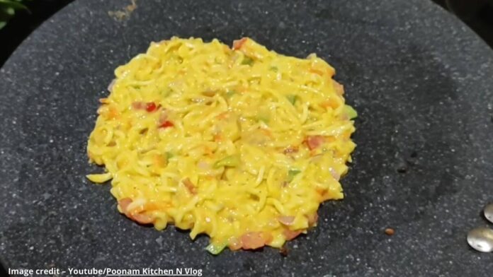 Besan ane maggi na pen cake - બેસન અને મેગી ના પેન કેક