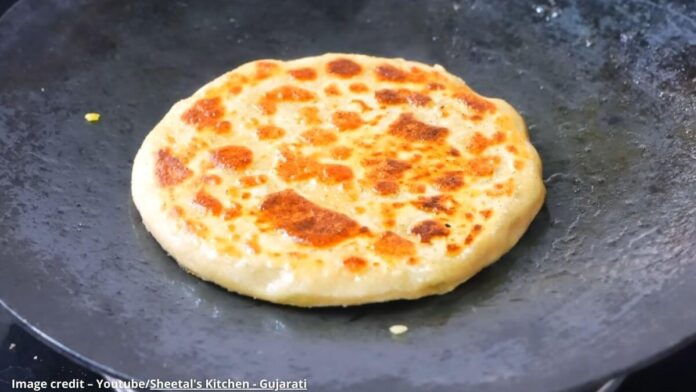 Momos parotha - મોમોઝ પરોઠા