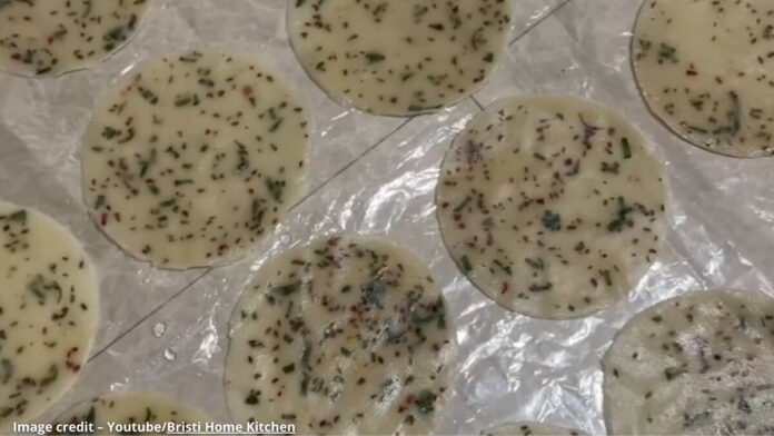 Soji na papad - સોજી ના પાપડ