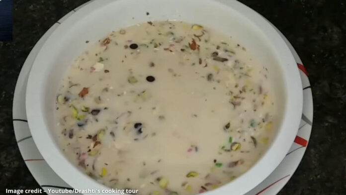 Kasata Doodh pauva - કસાટા દૂધ પૌવા