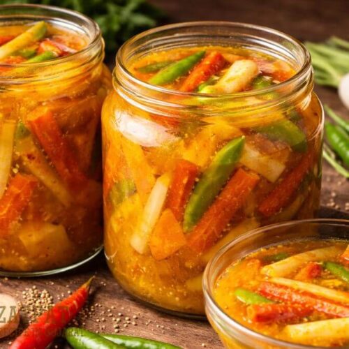 Gajar Mula nu Pani Varu Athanu - ગાજર મૂળાનું પાણીવાળું અથાણું