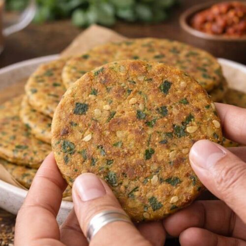 Crispy Masala Methi Bhakri Healthy Gujarati Winter Snacks - મસાલા મેથી ભાખરી