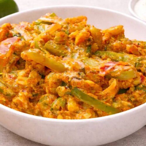 Dahi Shimla Mircha nu shaak banavani rit - દહીં શિમલા મરચાં નું શાક